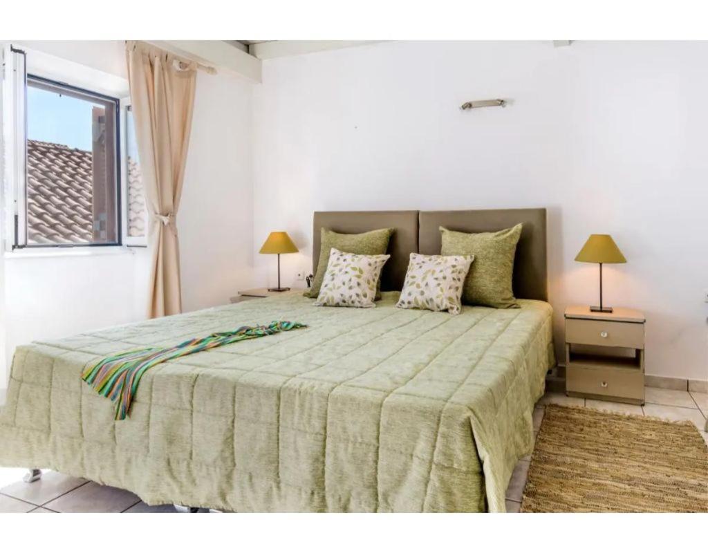 Faye'S Loft Daire Gaios Dış mekan fotoğraf
